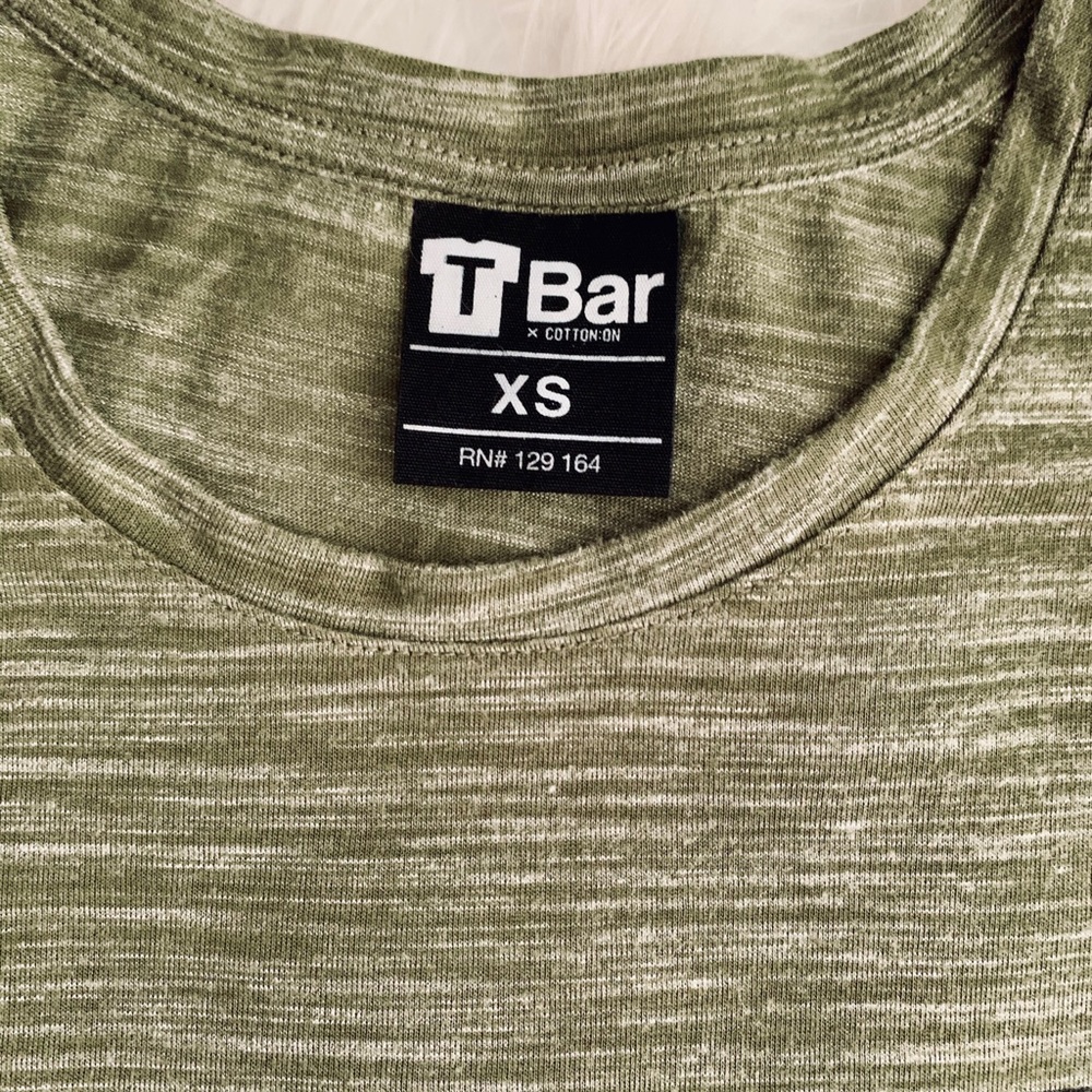 Graphic Tank - Picture 3 of 3